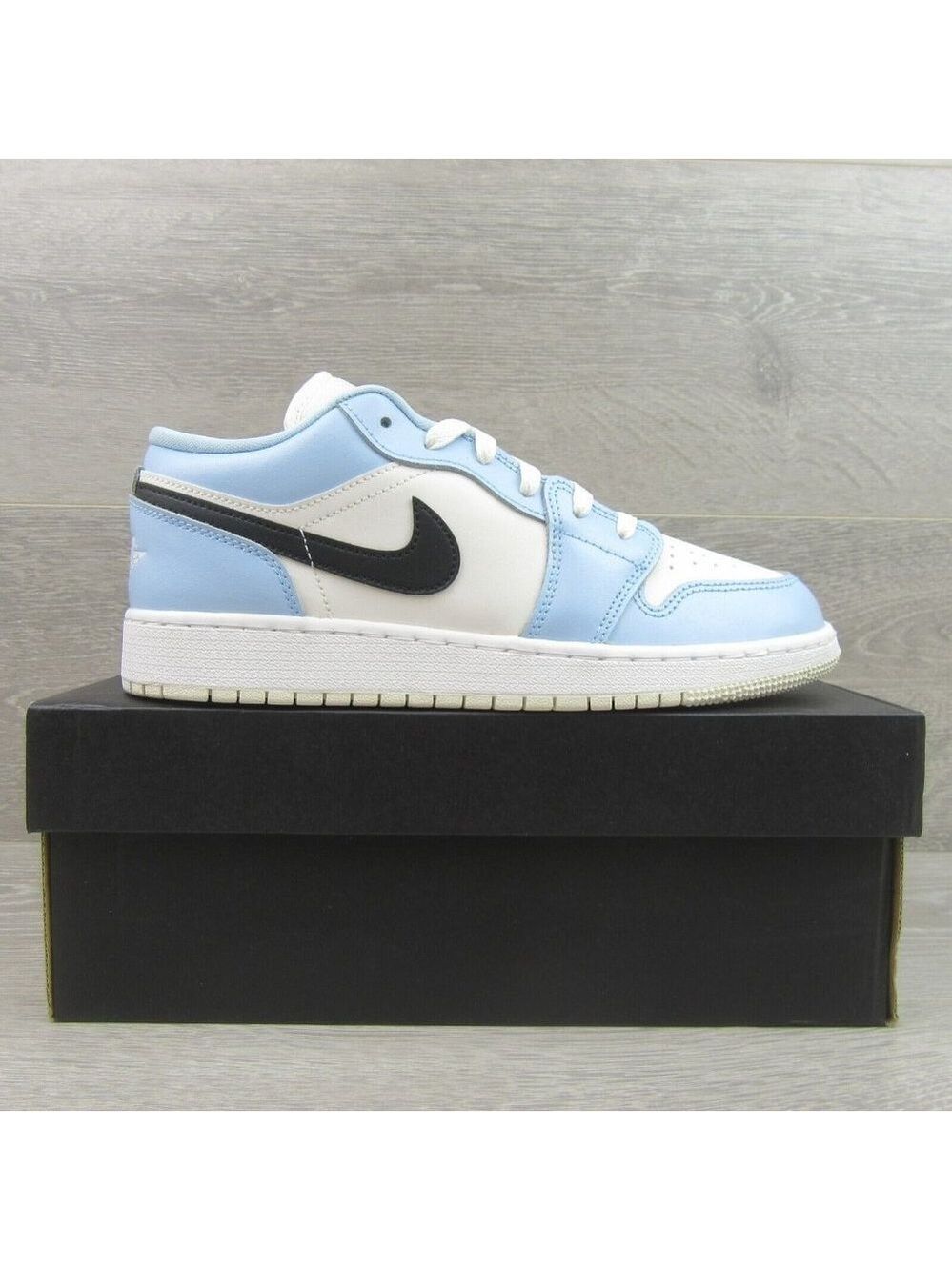 Jordan 1 Low Ice Blue GS Size 6.5Y / Womens Size 8 Sneakers NEW - Picture 2 of 15